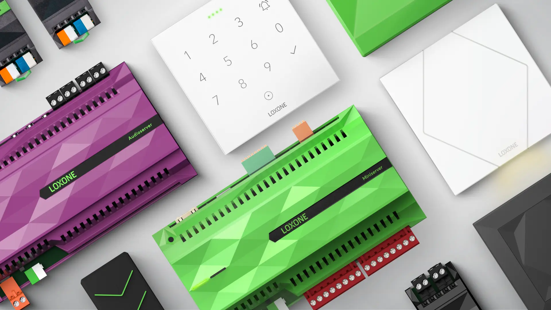 Loxone Komponenten: Miniserver, Audioserver und Bedienelemente